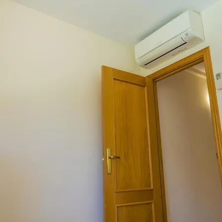 - Pool - 6px - A/c Διαμέρισμα